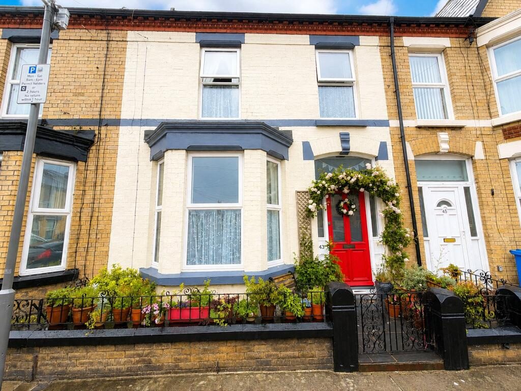 Property main image