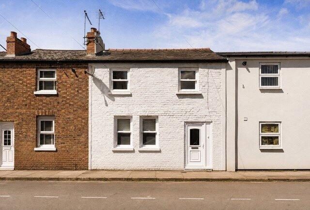 Terraced House