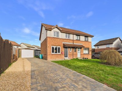 Property on Bridgend Crescent, G69 0JG