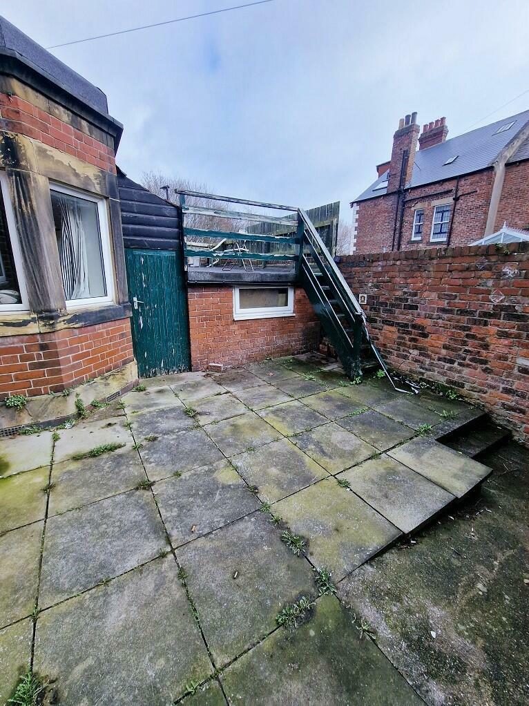 Terraced House
