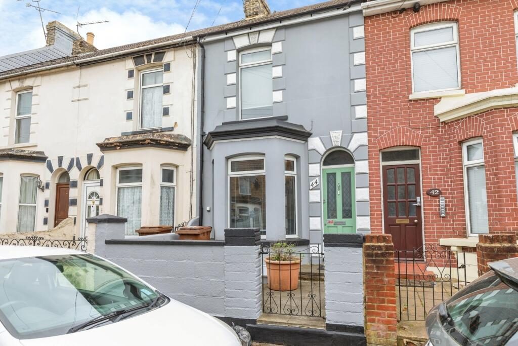Terraced House