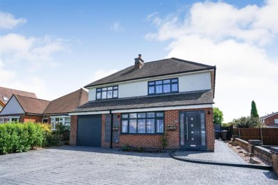 Property on Barton Road, CV13 0ER