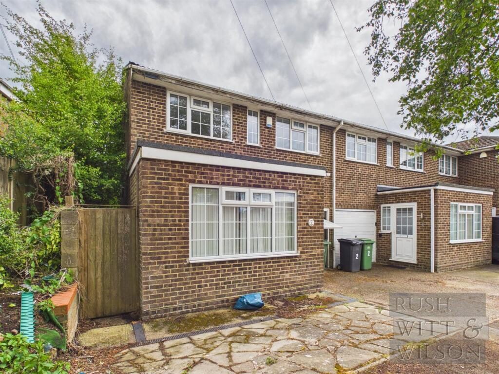 Terraced House