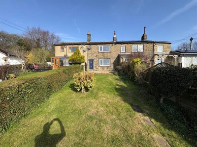 Property on Littlemoor, BD13 1DD