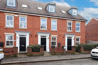 Property on Cross Street, S40 4SS