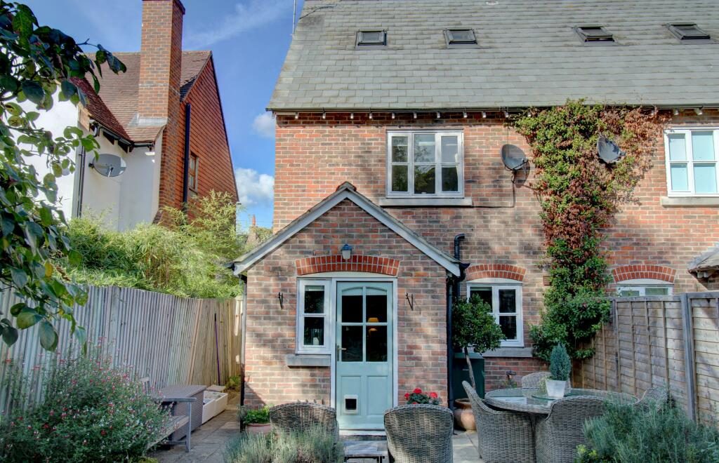 Terraced House