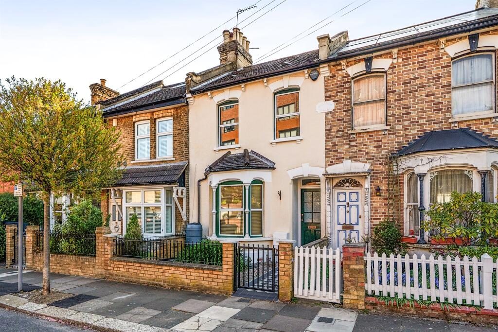 Terraced House
