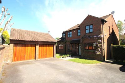 Property on Foley Rise, GL19 3DW
