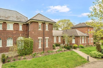 Property on The Parade, OX27 8AD