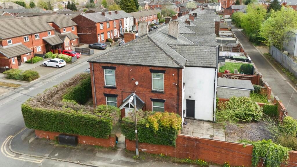 Terraced House