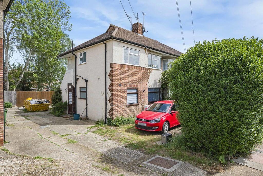 Ground Maisonette