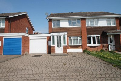 Property on Mendip Road, B63 1JE