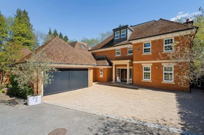 Property on The Clump, WD3 4BB