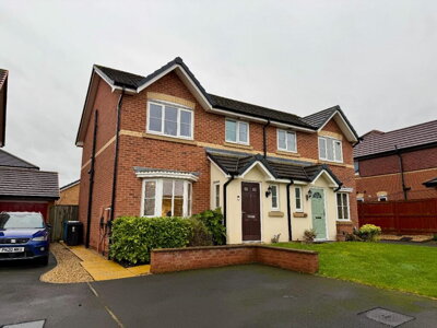 Property on Cambridge Close, FY3 0ES