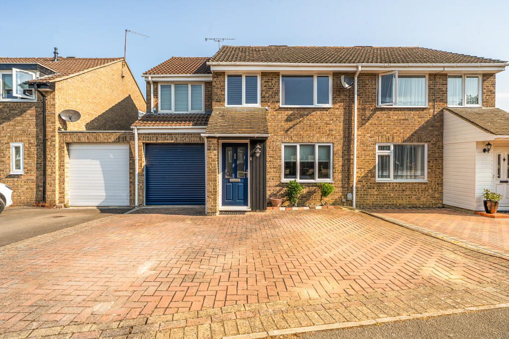 Property main image