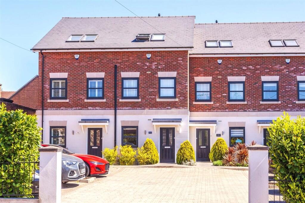 Terraced House