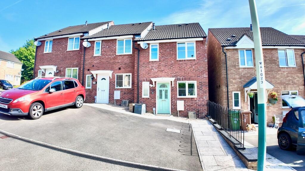Property main image