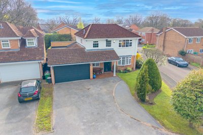 Property on Welham Croft, B90 4UU