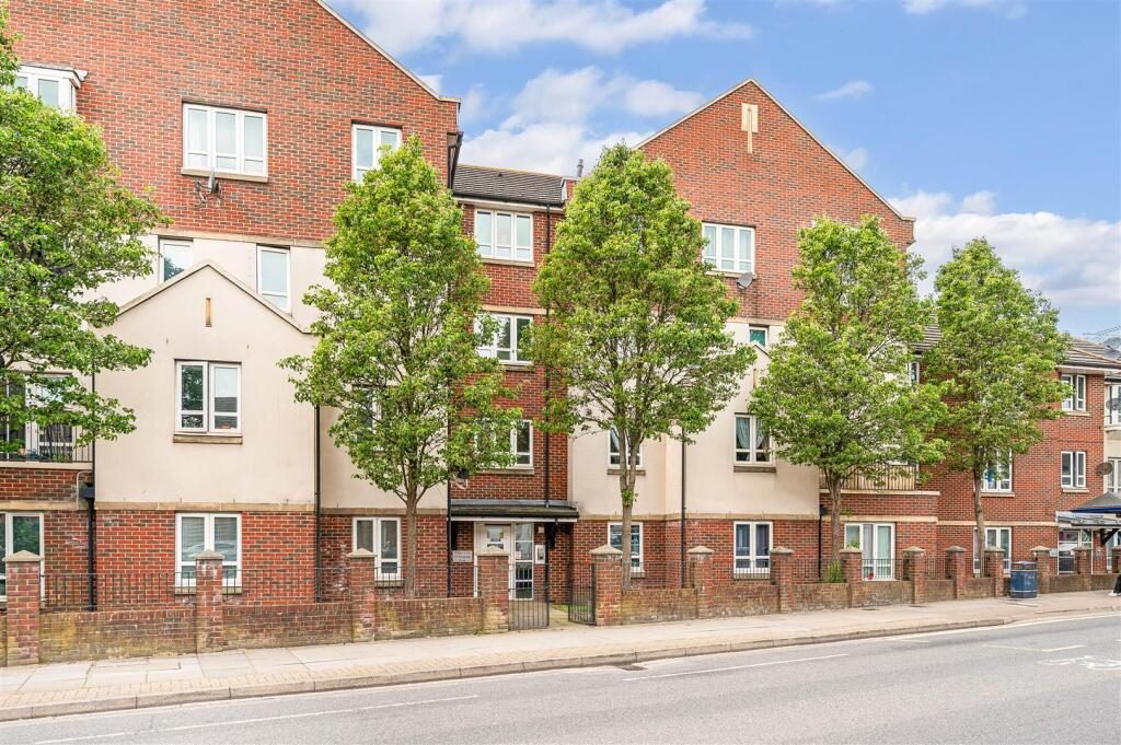 Property main image