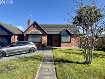 Property on Parc Branwen, LL65 3AW