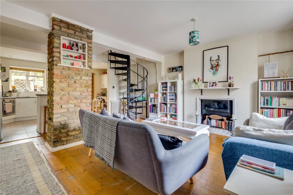 Property main image