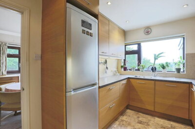 Property on Evesham Road, WR12 7PA