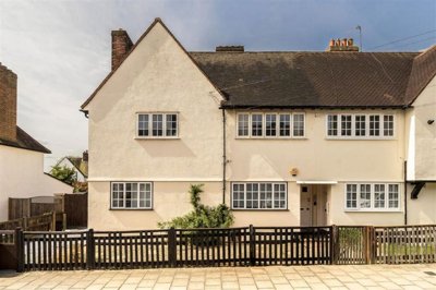 Property on Granby Road, SE9 1EL