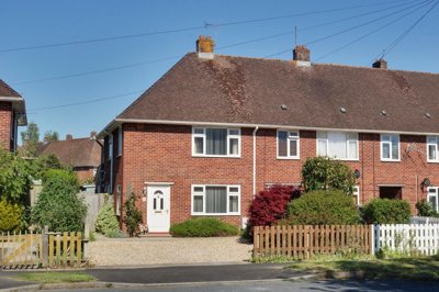 Property on Mountbatten Avenue, SO51 8DX