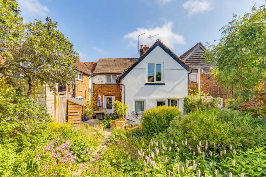 Terraced House