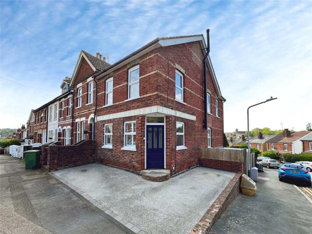 Terraced House