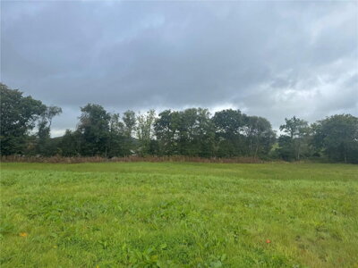 Property on Heol Hathren, SA48 8JR