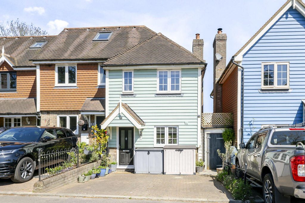 Terraced House