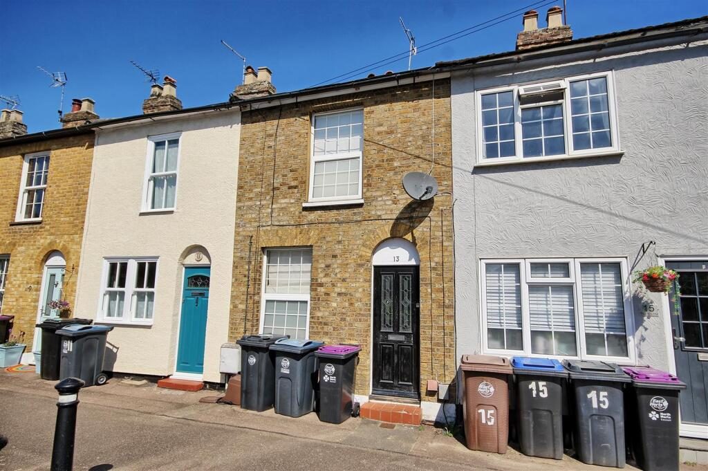 Terraced House