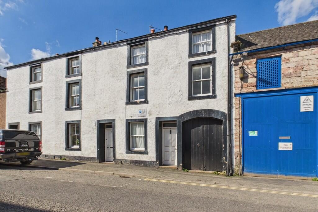 Terraced House
