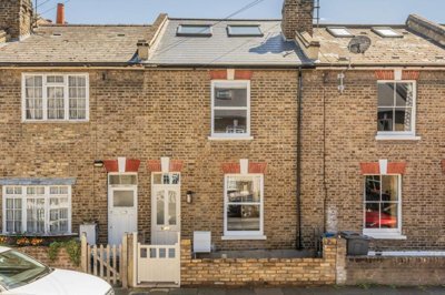 Property on Enfield Road, TW8 9PB