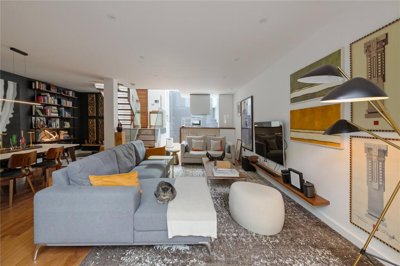 Property on Canonbury Road, N1 2XB