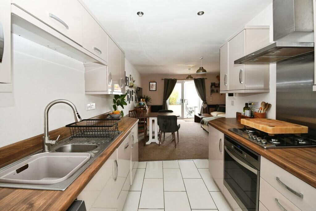 Terraced House