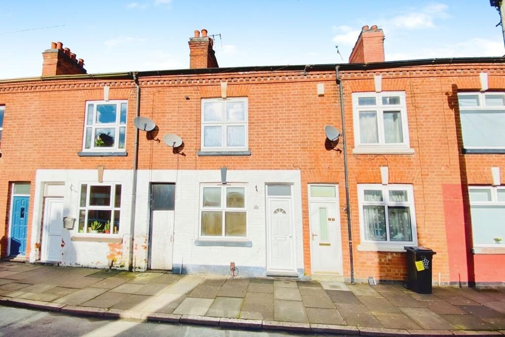 Property main image