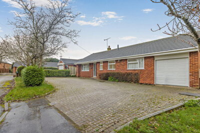 Property on Laurel Park, CW6 0HL