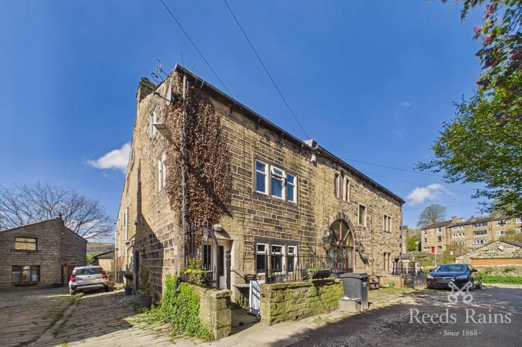 Terraced House