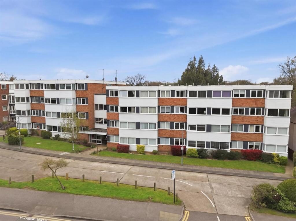 Property main image