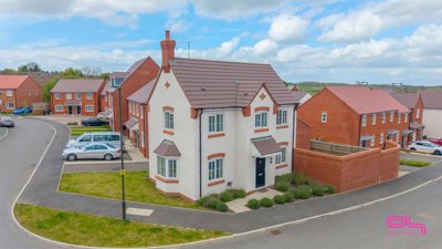 Property on Holden Drive, DE11 7FR