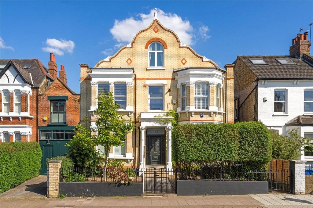 Property main image