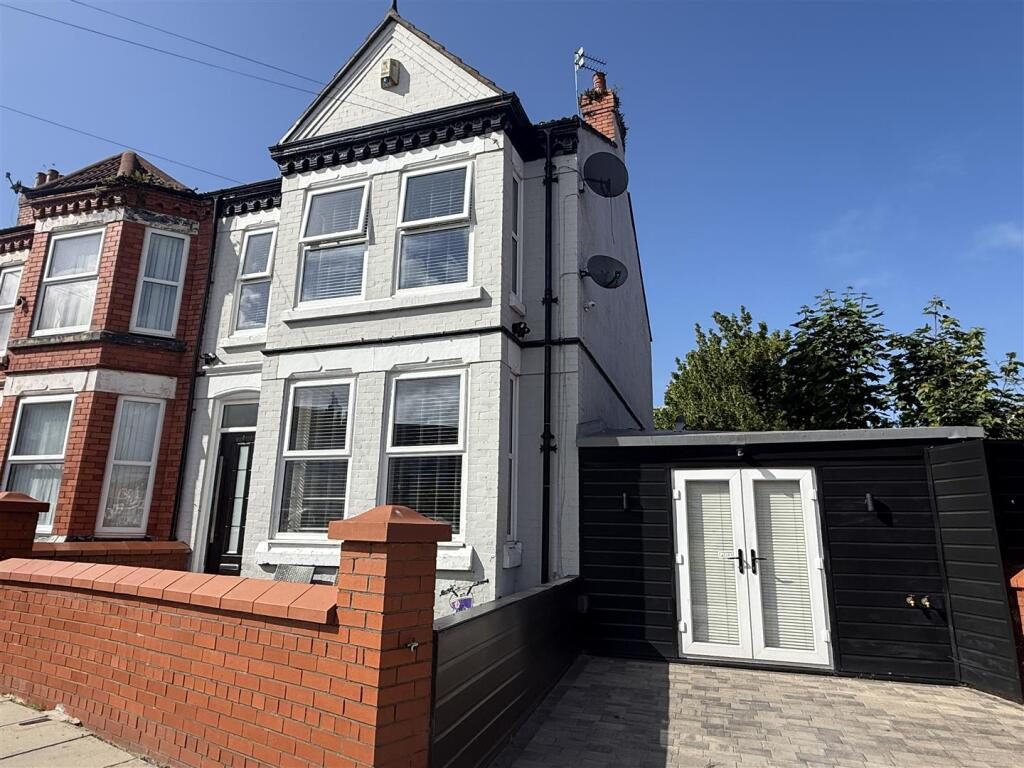 Terraced House