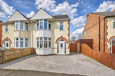 Property on Charnwood Road, LE9 8FL