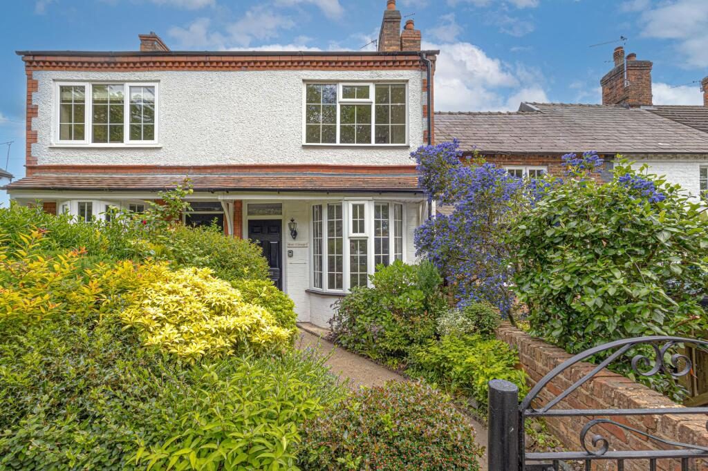 Terraced House