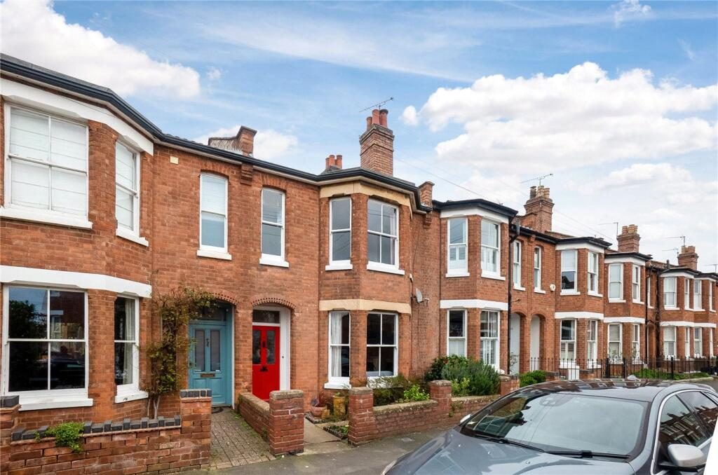Property main image