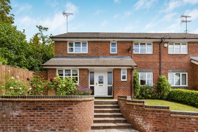 Property on Grayling Court, HP4 1TF