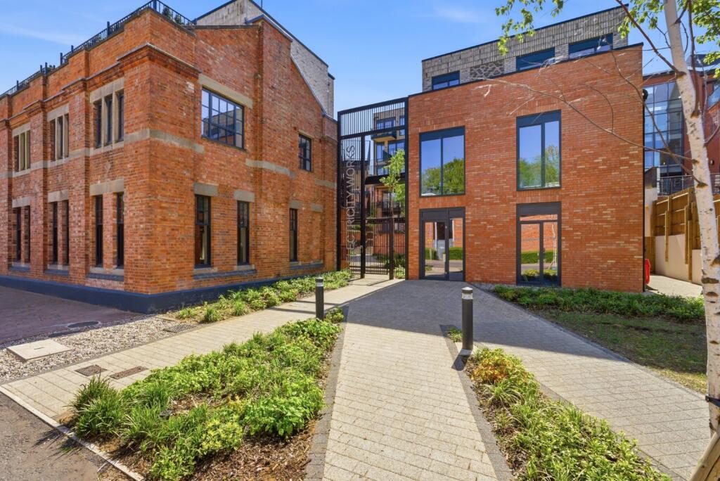 Property main image