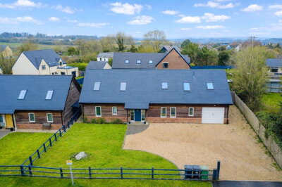 Property on Turnpike Road, SN26 7EA